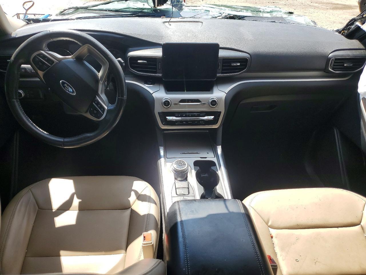 2022 Ford Explorer Xlt - zdjęcie 8
