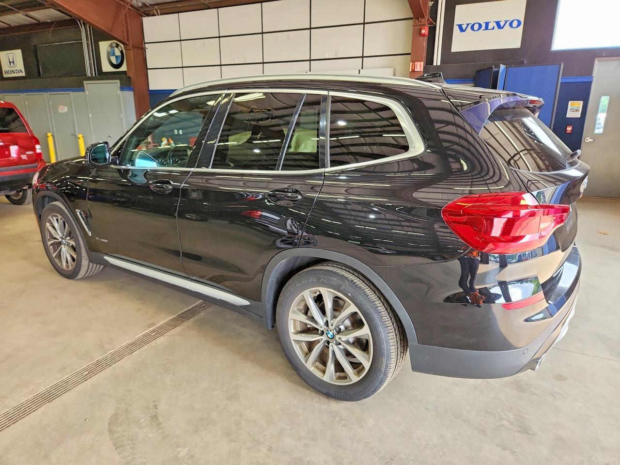 2018 BMW X3 xDrive30I - zdjęcie 2