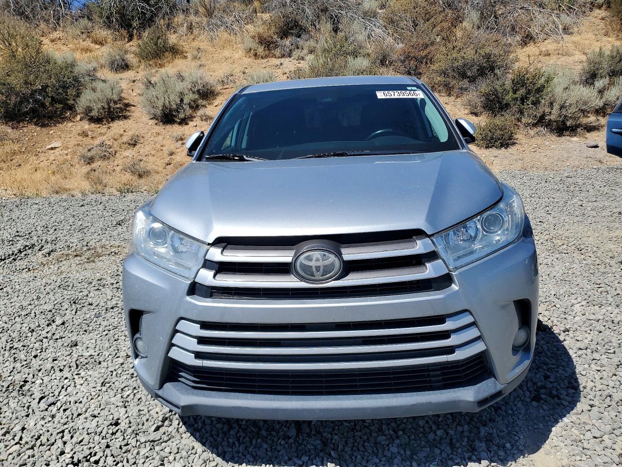 2018 Toyota Highlander Le Plus - zdjęcie 5