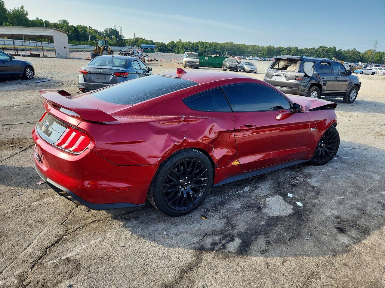2020 Ford Mustang Gt - zdjęcie 3