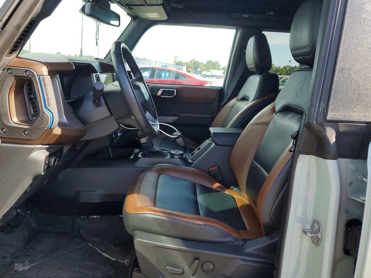 2023 Ford Bronco Base - zdjęcie 7