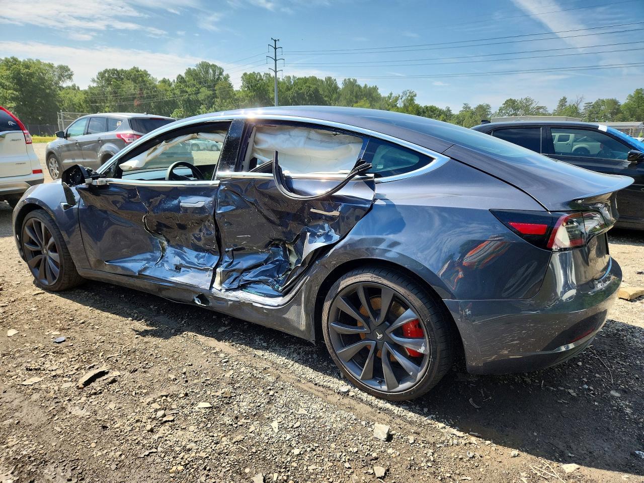 2020 Tesla Model 3 - zdjęcie 2