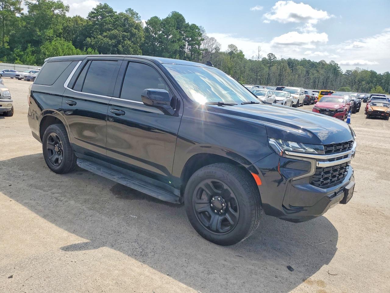 2022 Chevrolet Tahoe C1500 - zdjęcie 4