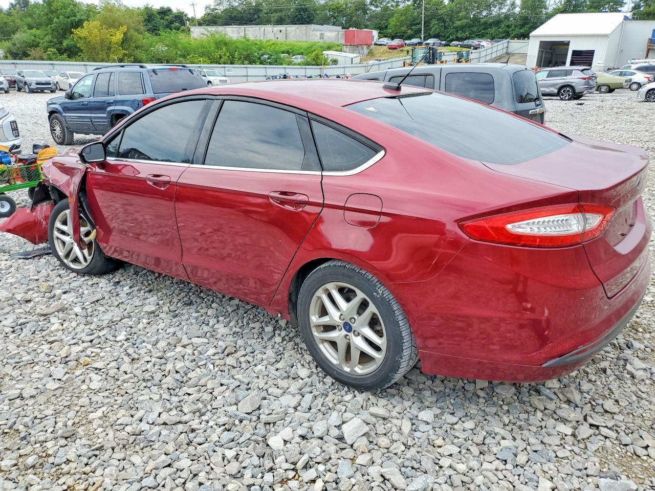 2013 Ford Fusion 4D 4Wd - zdjęcie 2