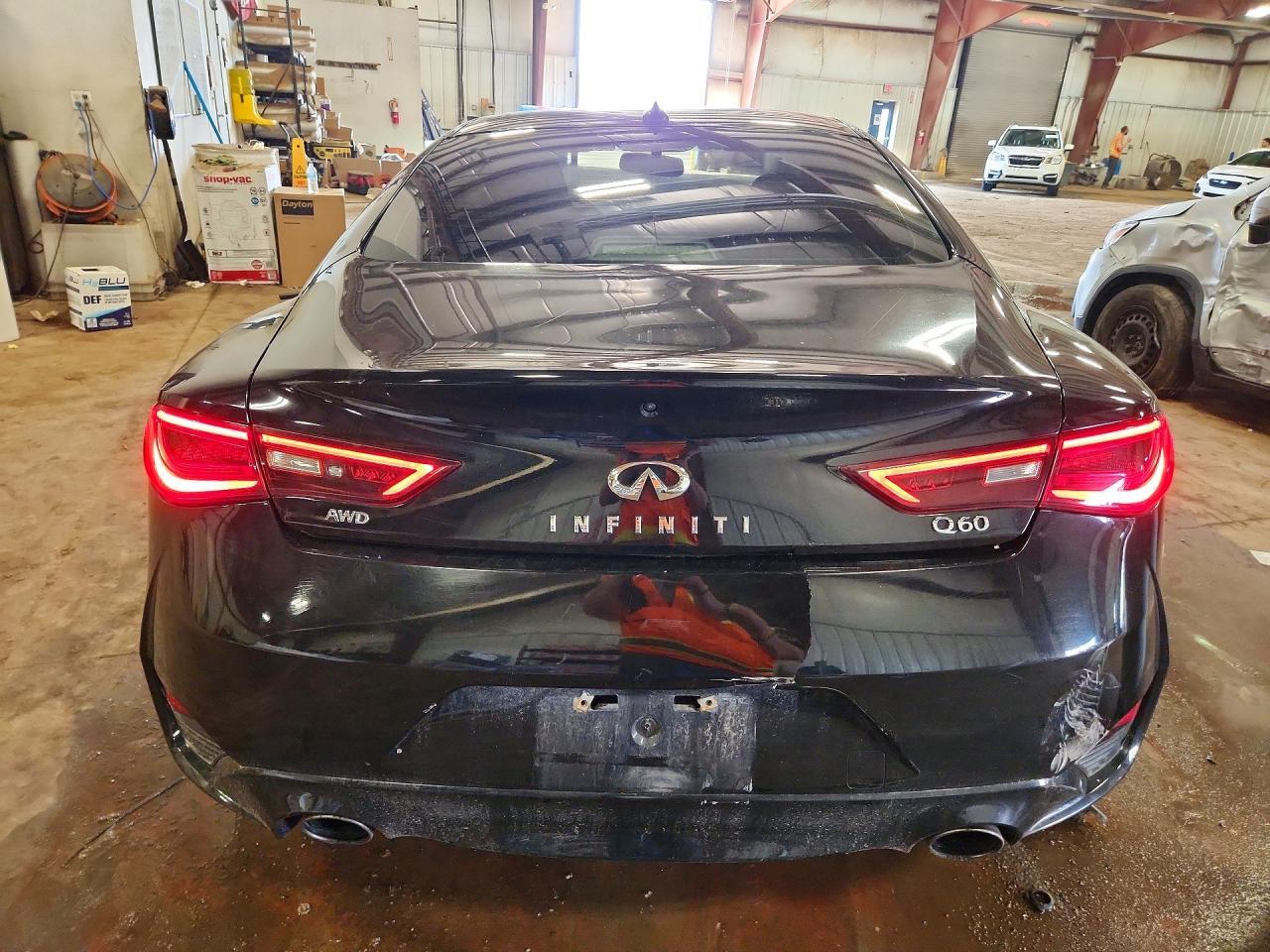 2018 Infiniti Q60 3.0T Luxe - zdjęcie 6
