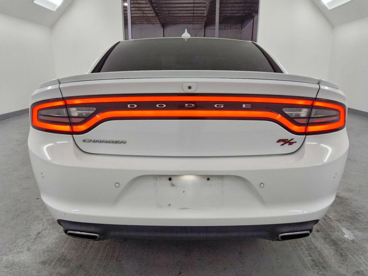 2015 Dodge Charger R/T - zdjęcie 6