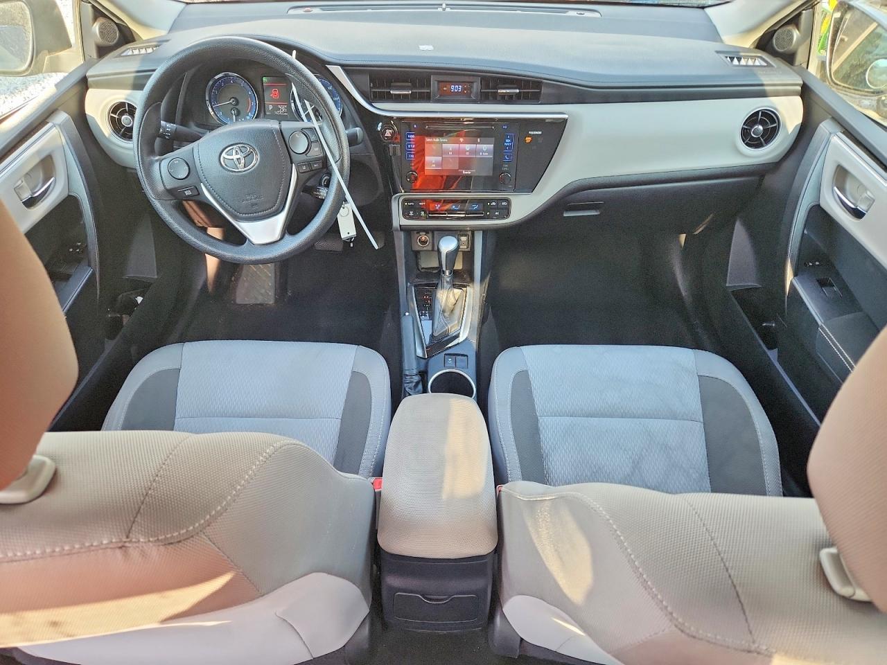 2017 Toyota Corolla Le - zdjęcie 8