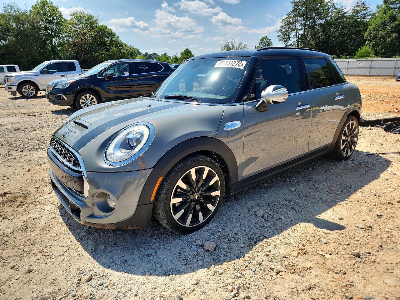 2016 Mini Cooper S - zdjęcie główne