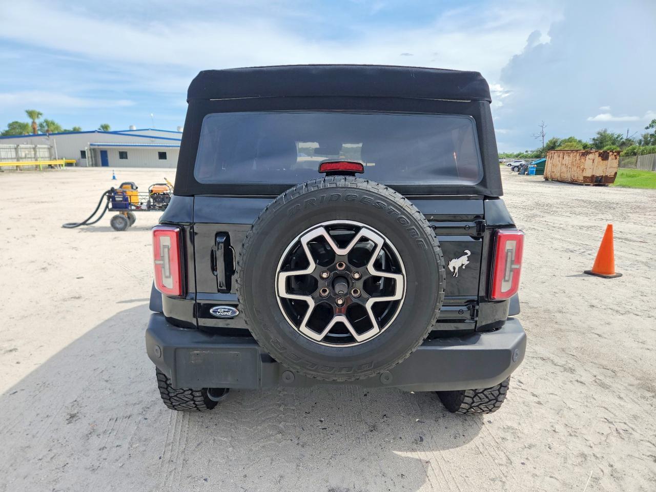 2023 Ford Bronco Base - zdjęcie 6
