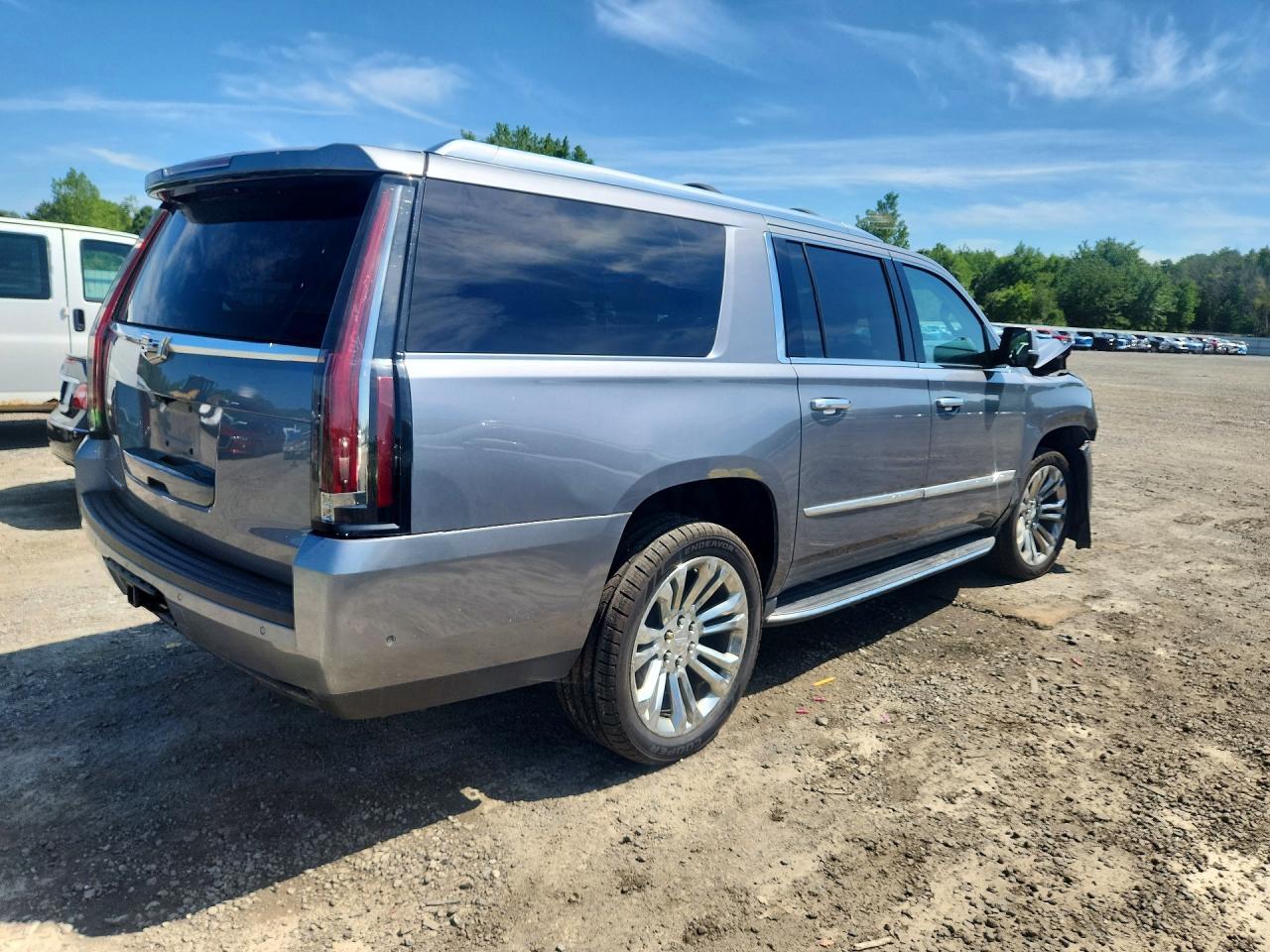 2019 Cadillac Escalade Esv Luxury - zdjęcie 3