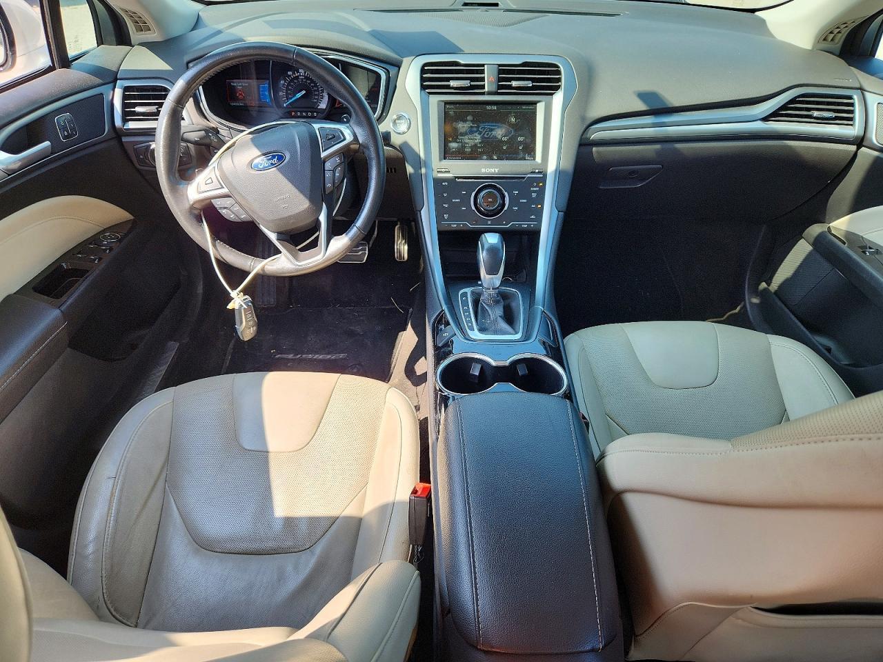 2015 Ford Fusion Titanium - zdjęcie 8