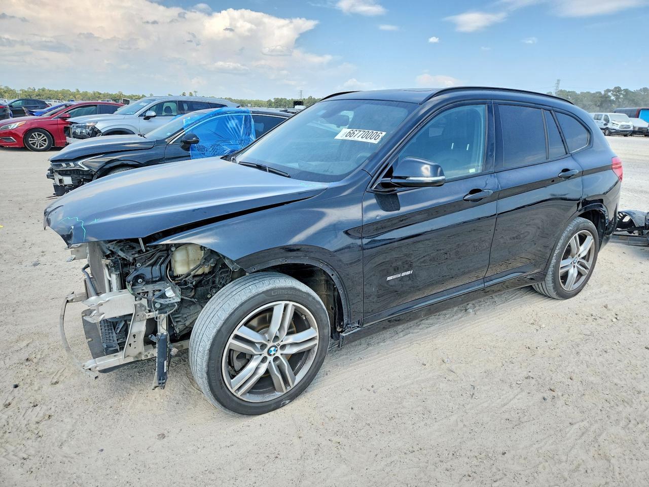 2017 BMW X1 Sdrive28I - zdjęcie główne