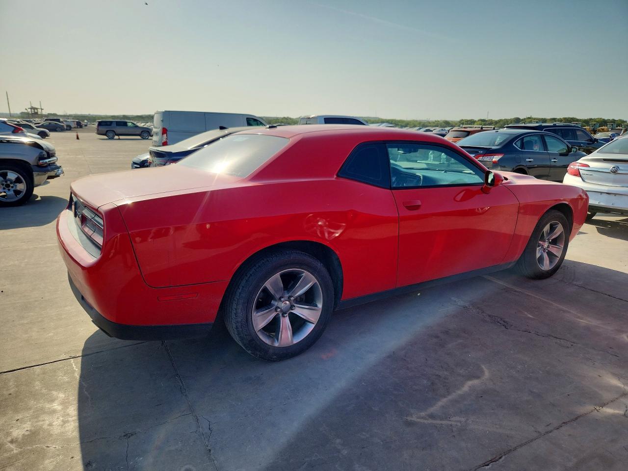 2015 Dodge Challenger Sxt - zdjęcie 3