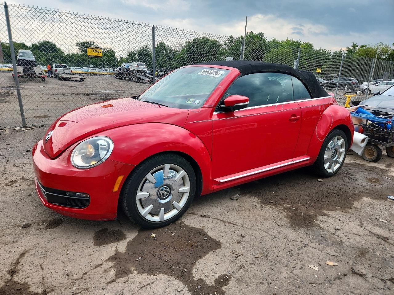 2013 Volkswagen Beetle - zdjęcie główne