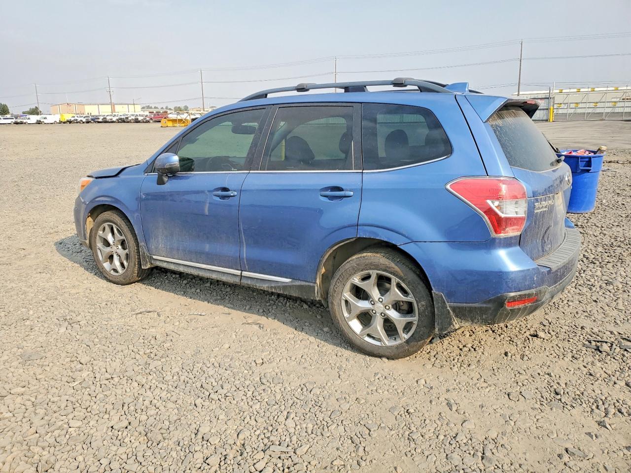 2016 Subaru Forester 2.5I Touring - zdjęcie 2