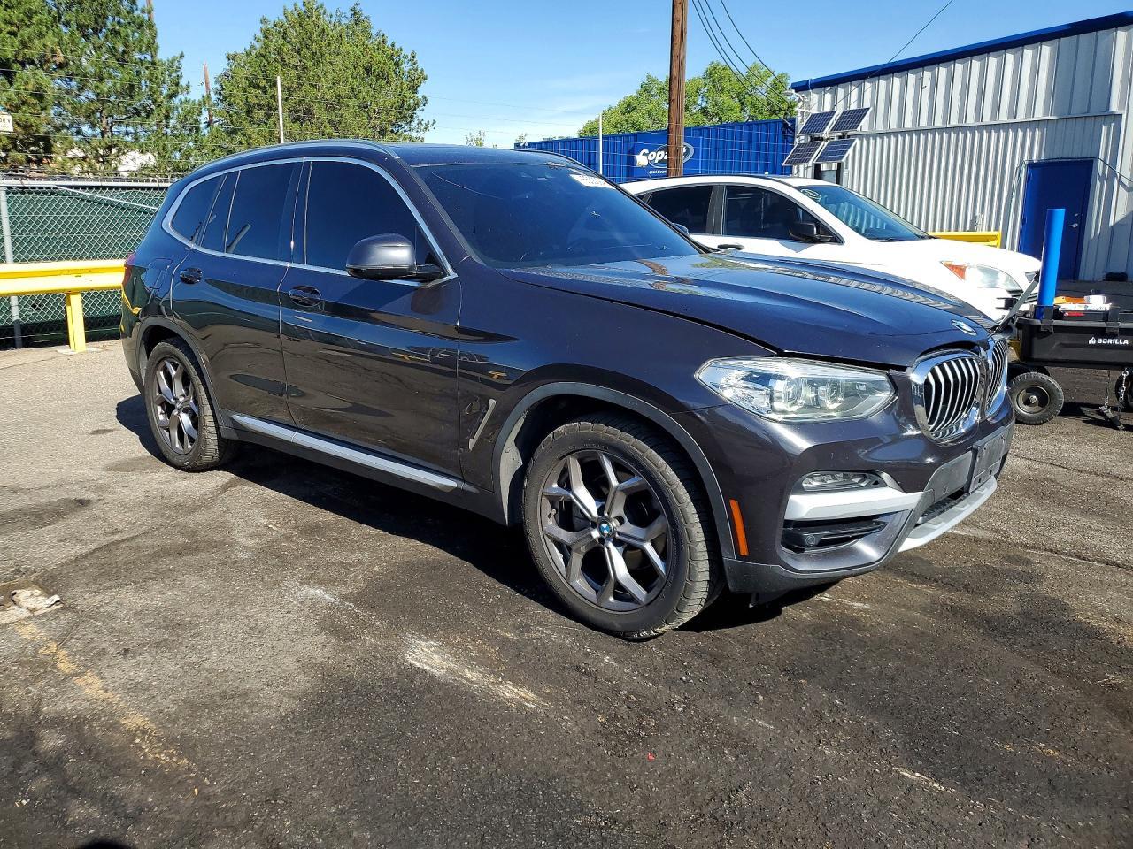 2021 BMW X3 xDrive30I - zdjęcie 4