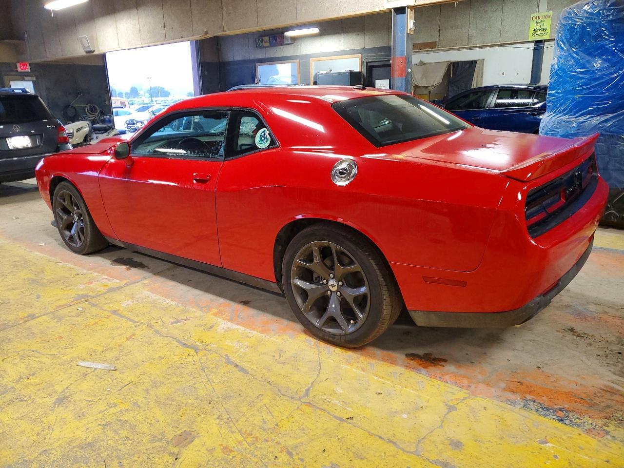 2019 Dodge Challenger R/T - zdjęcie 2