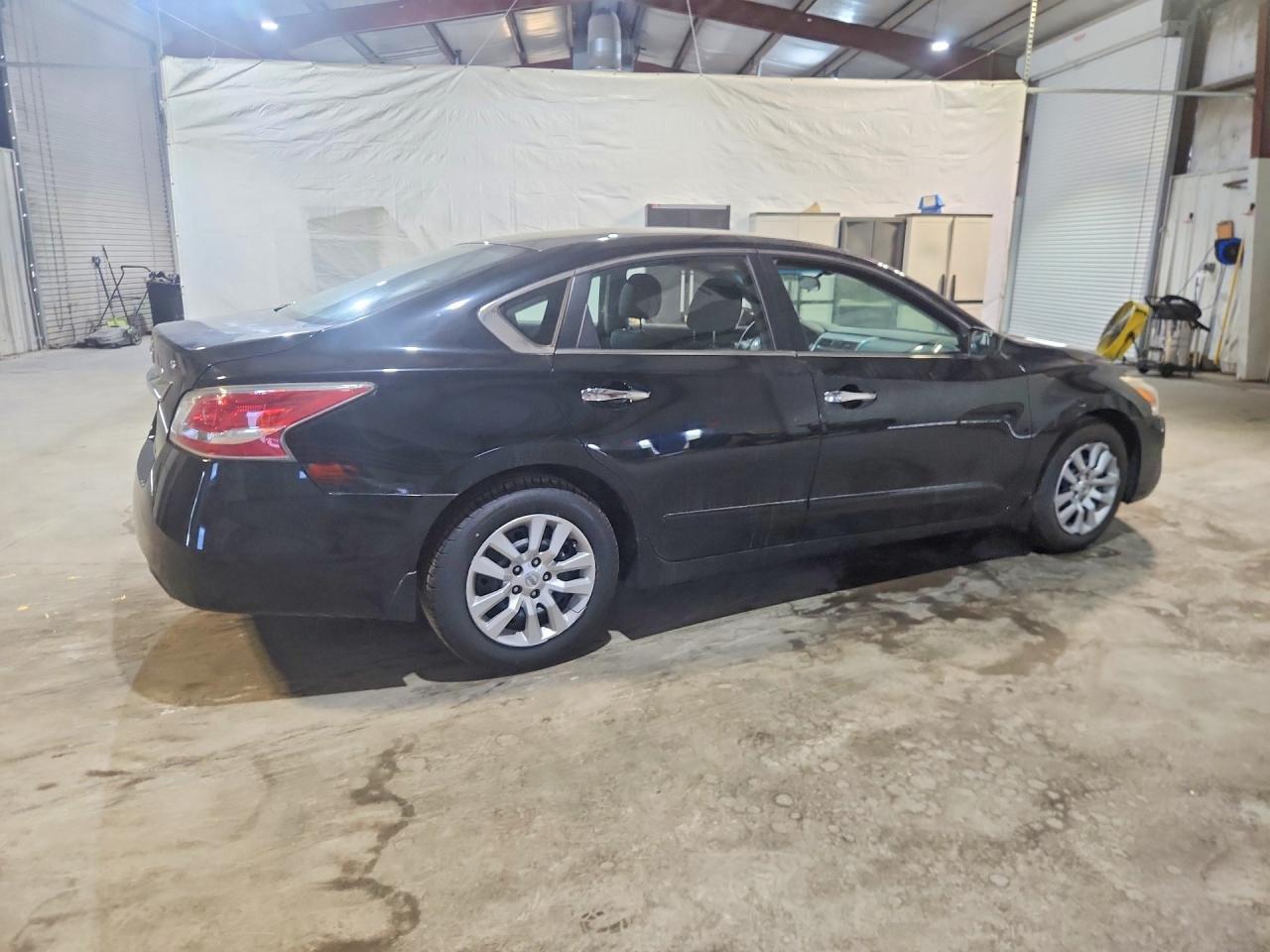 2015 Nissan Altima 2.5 S - zdjęcie 3
