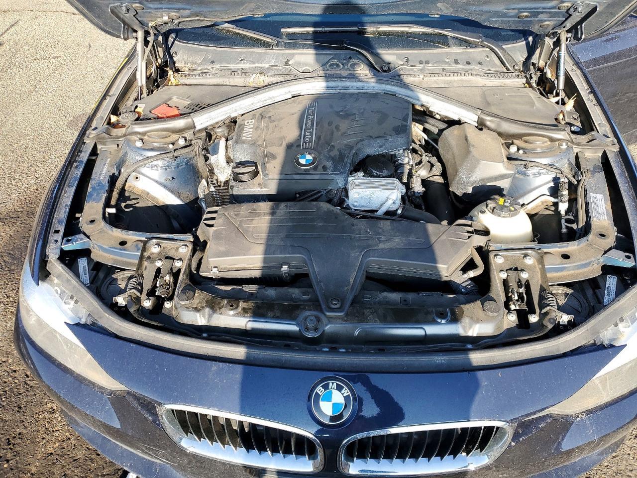 2014 BMW 320 I xDrive - zdjęcie 11