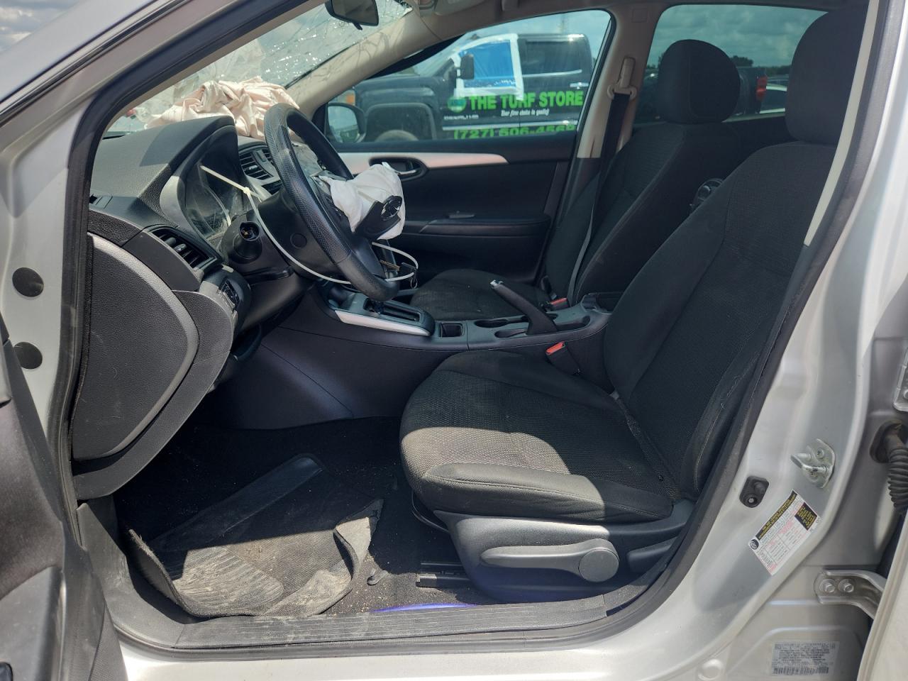 2019 Nissan Sentra S - zdjęcie 7