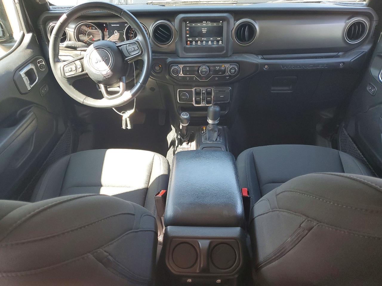 2021 Jeep Wrangler Unlimited Sport - zdjęcie 8