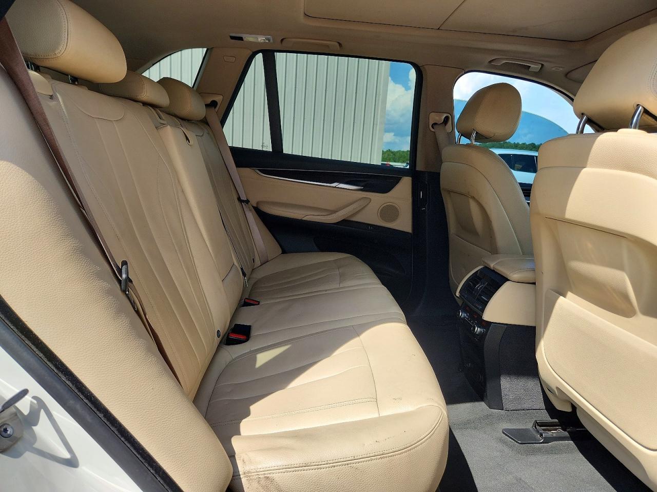 2016 BMW X5 xDrive35I - zdjęcie 11