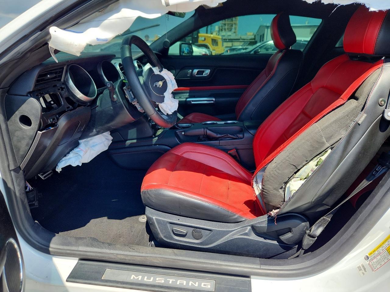 2021 Ford Mustang Gt - zdjęcie 7
