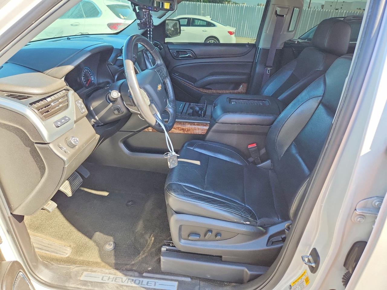 2017 Chevrolet Tahoe C1500 Premier - zdjęcie 7