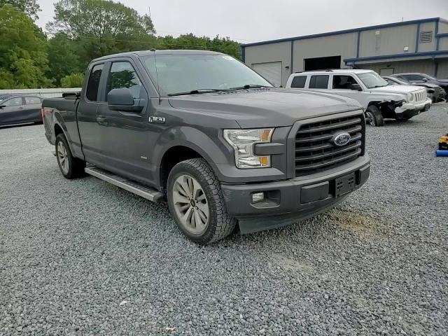 2017 Ford F150 Super Cab - zdjęcie 13