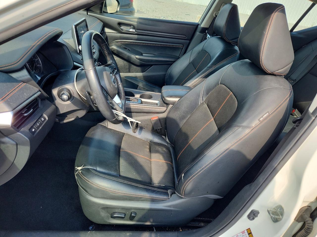 2020 Nissan Altima Sr - zdjęcie 7
