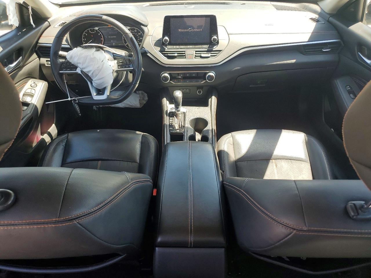2021 Nissan Altima Sr - zdjęcie 8
