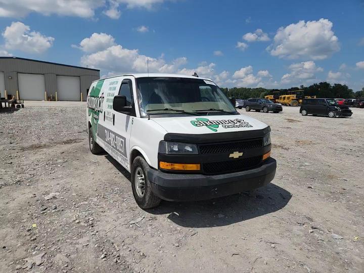 2020 Chevrolet Express G2500 - zdjęcie 14