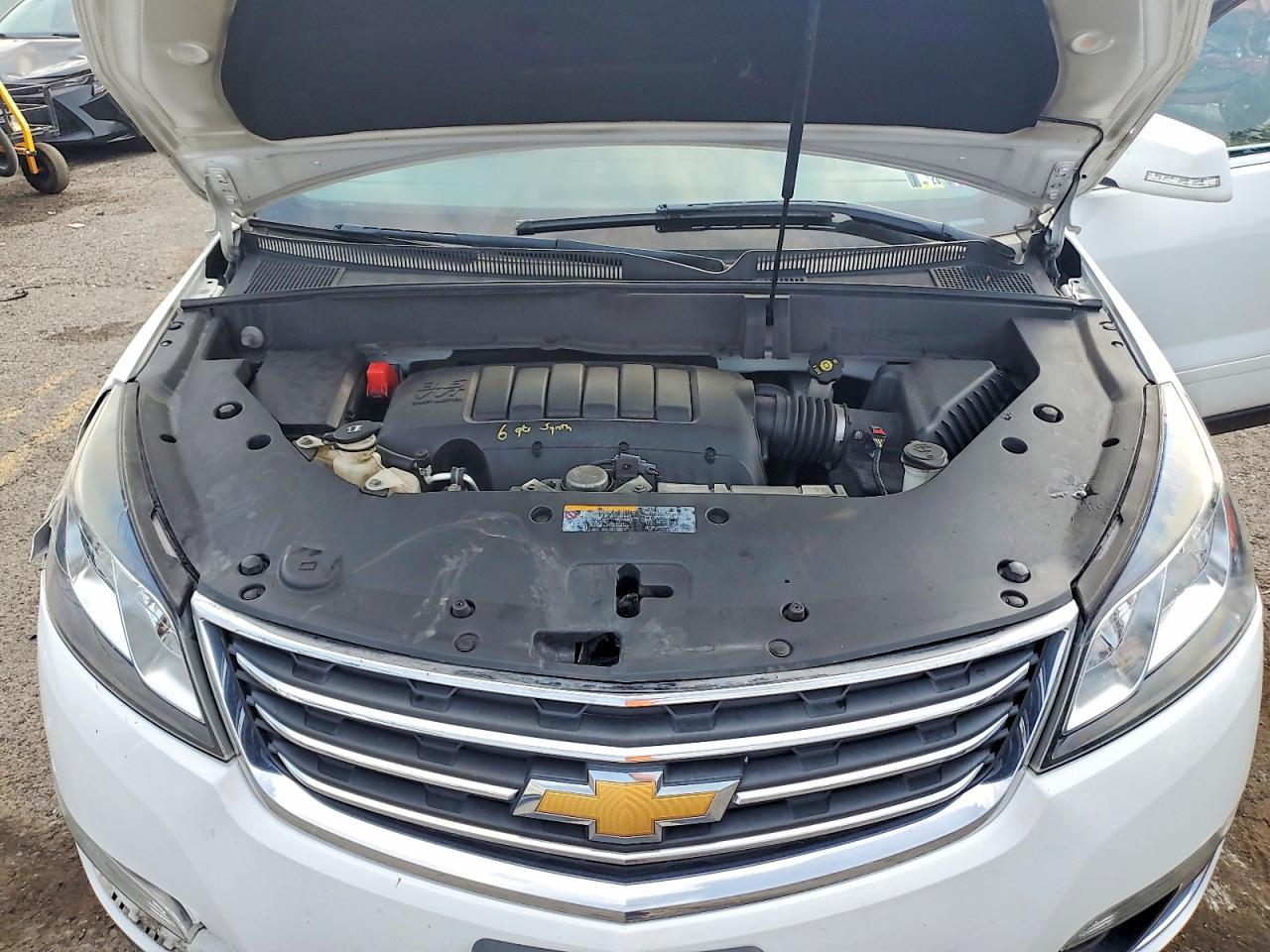 2016 Chevrolet Traverse Lt - zdjęcie 12