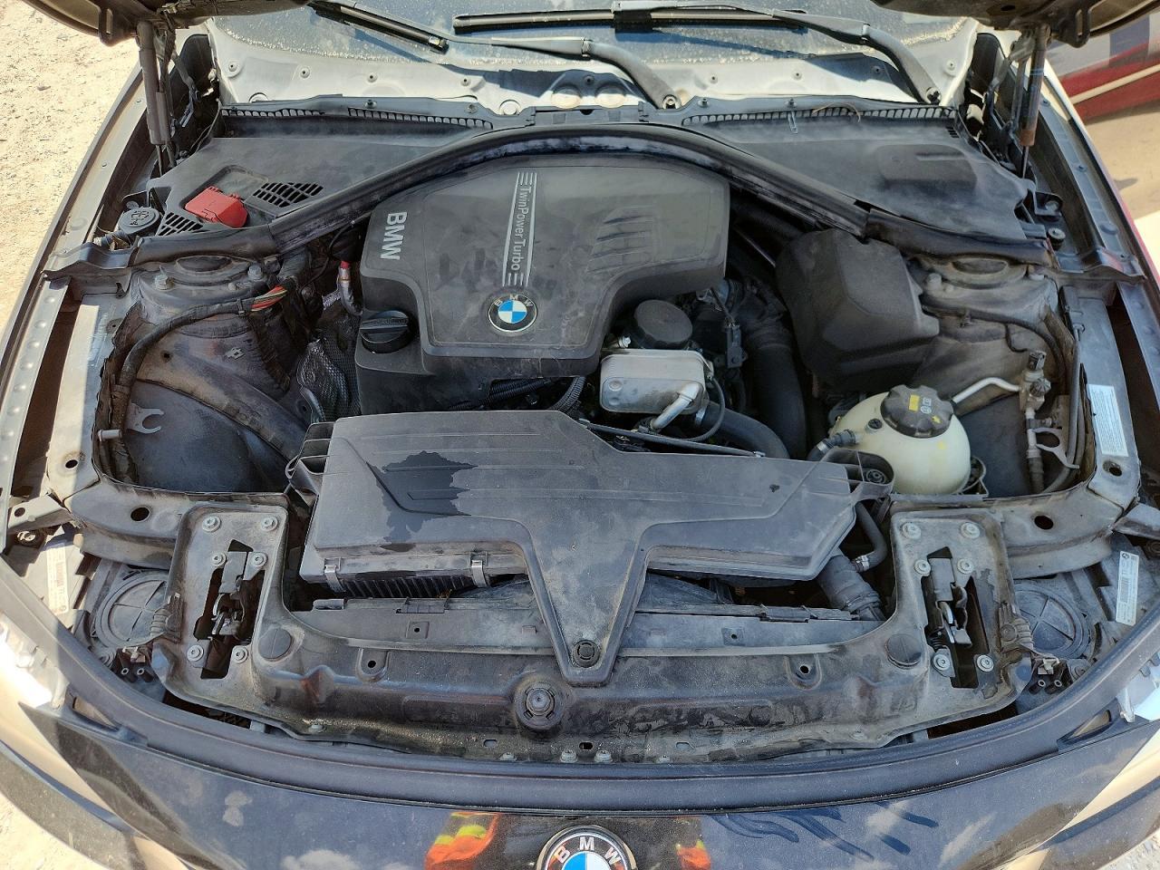 2014 BMW 320 I - zdjęcie 11