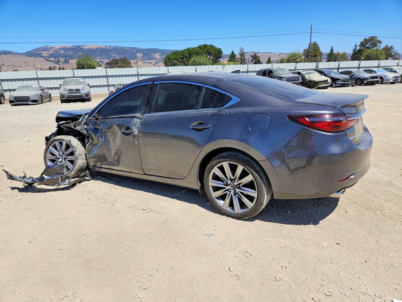 2018 Mazda 6 Grand Touring Reserve - zdjęcie 2