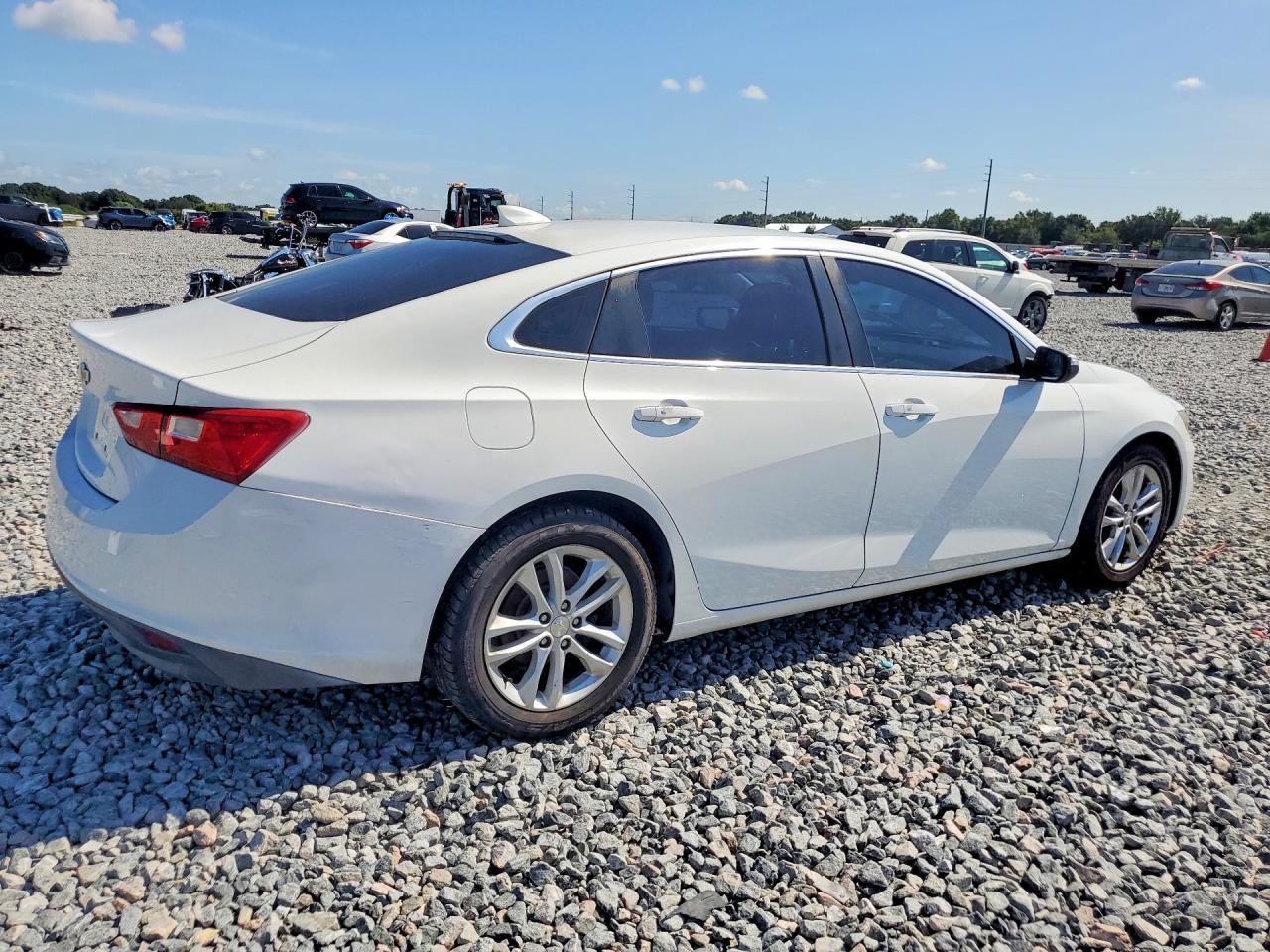 2017 Chevrolet Malibu Lt - zdjęcie 3