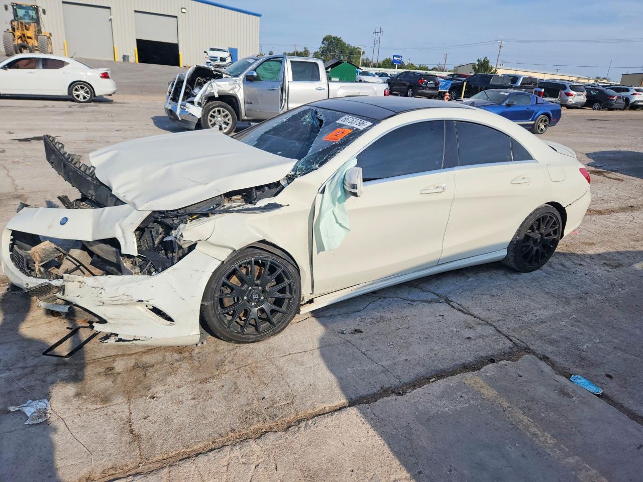 2017 Merz Cla Class - zdjęcie główne