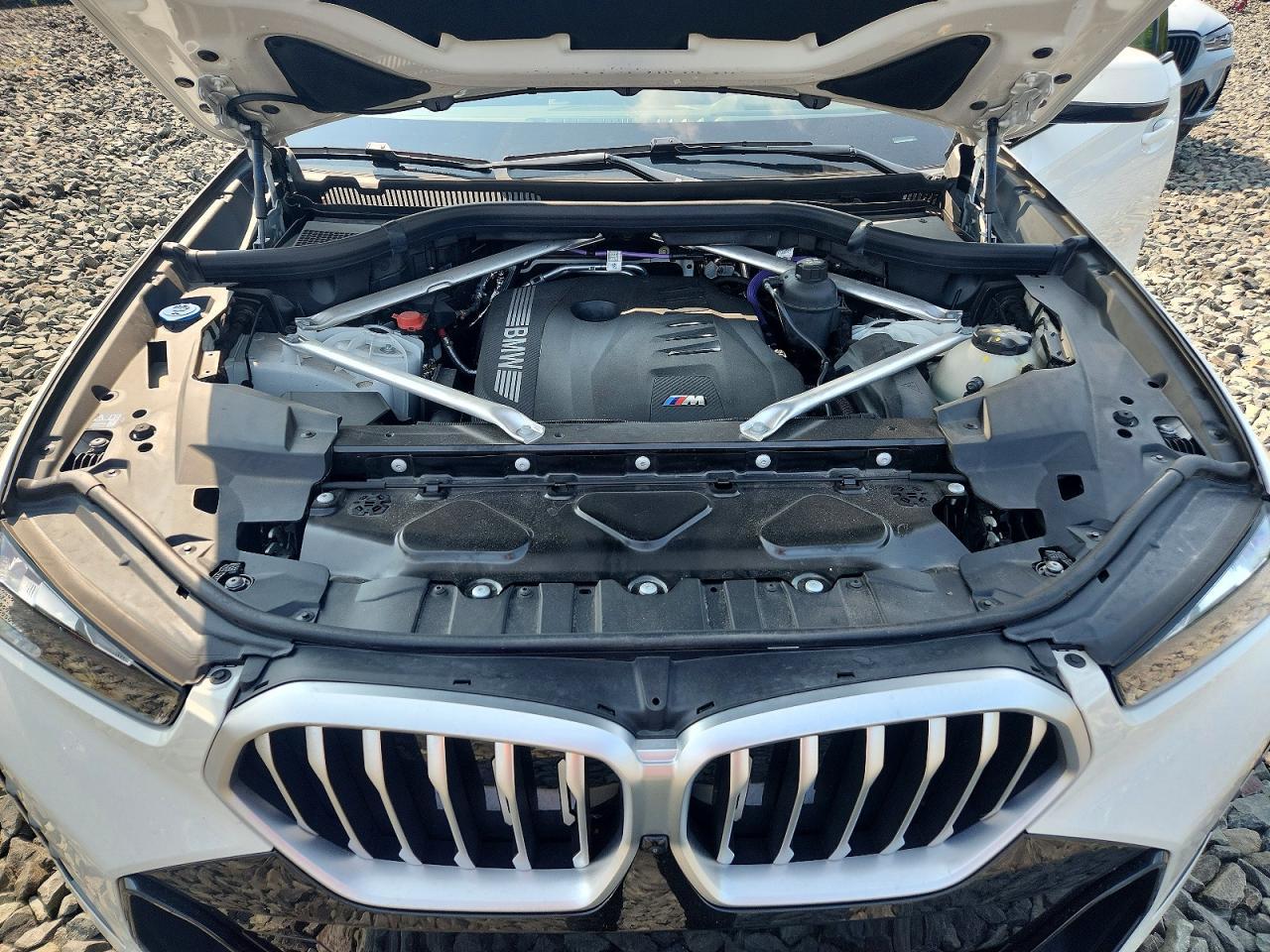 2026 BMW X6 xDrive4 - zdjęcie 12