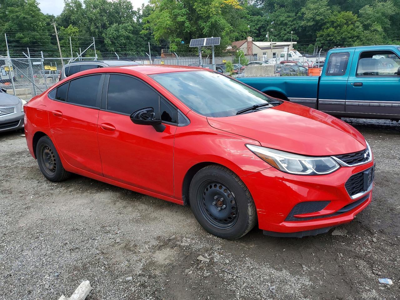 2018 Chevrolet Cruze Ls - zdjęcie 4