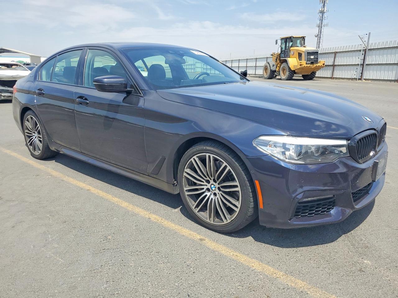 2019 BMW 530E - zdjęcie 4
