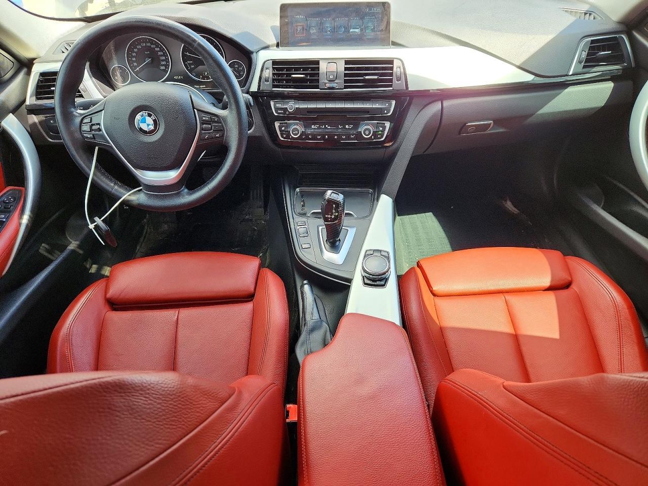 2017 BMW 320 Xi - zdjęcie 8