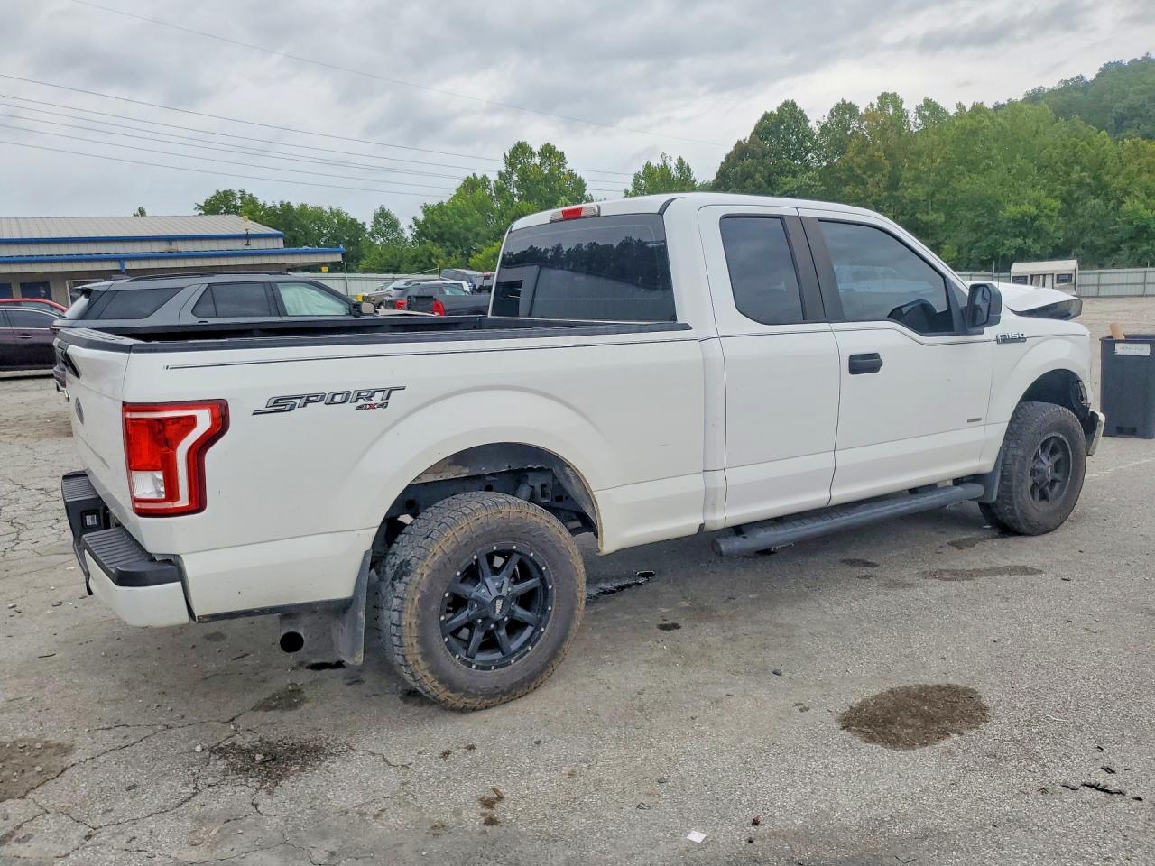 2015 Ford F150 Super Cab - zdjęcie 3