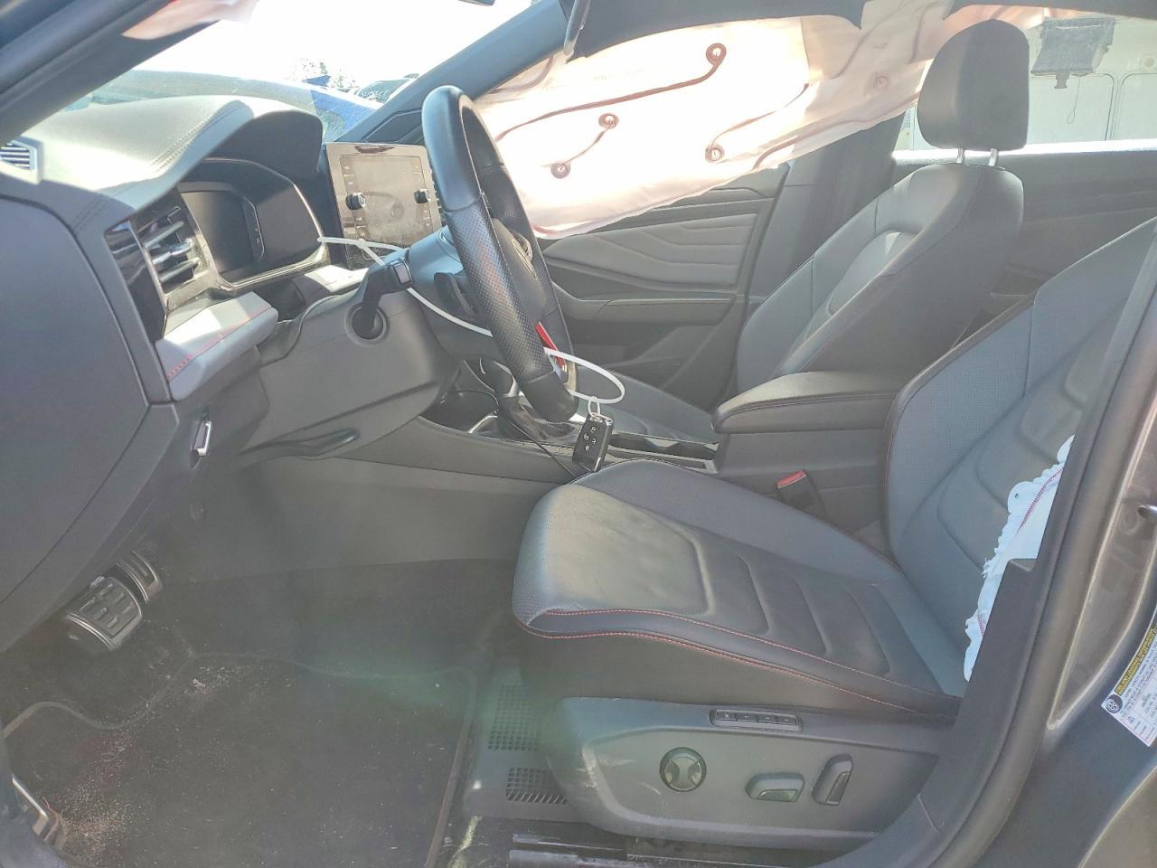 2026 Volkswagen Jetta Gli Autobahn - zdjęcie 7