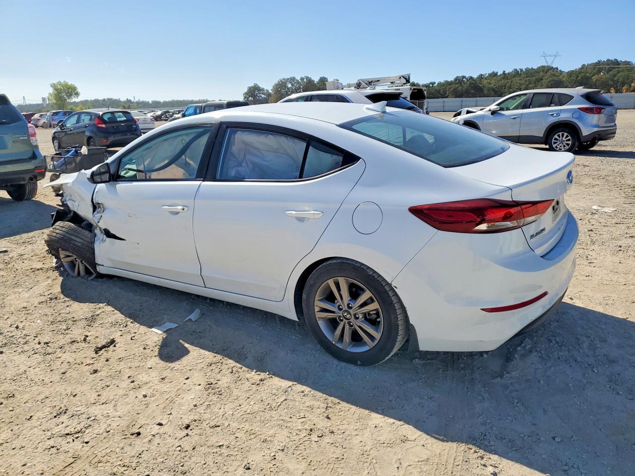 2018 Hyundai Elantra Sel - zdjęcie 2