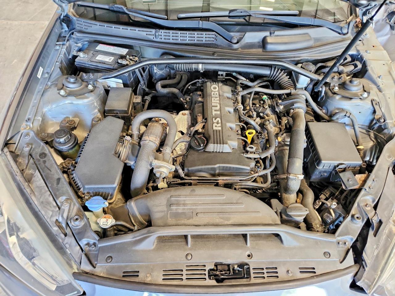 2014 Hyundai Genesis Coupe 2.0T Premium - zdjęcie 11