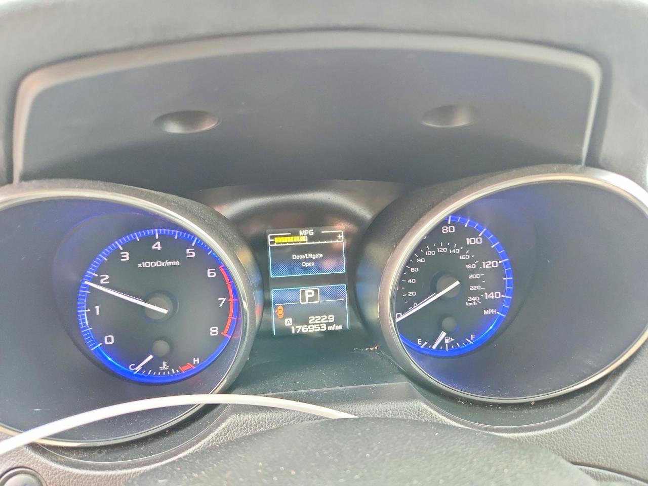 2017 Subaru Outback 2.5I Premium - zdjęcie 9