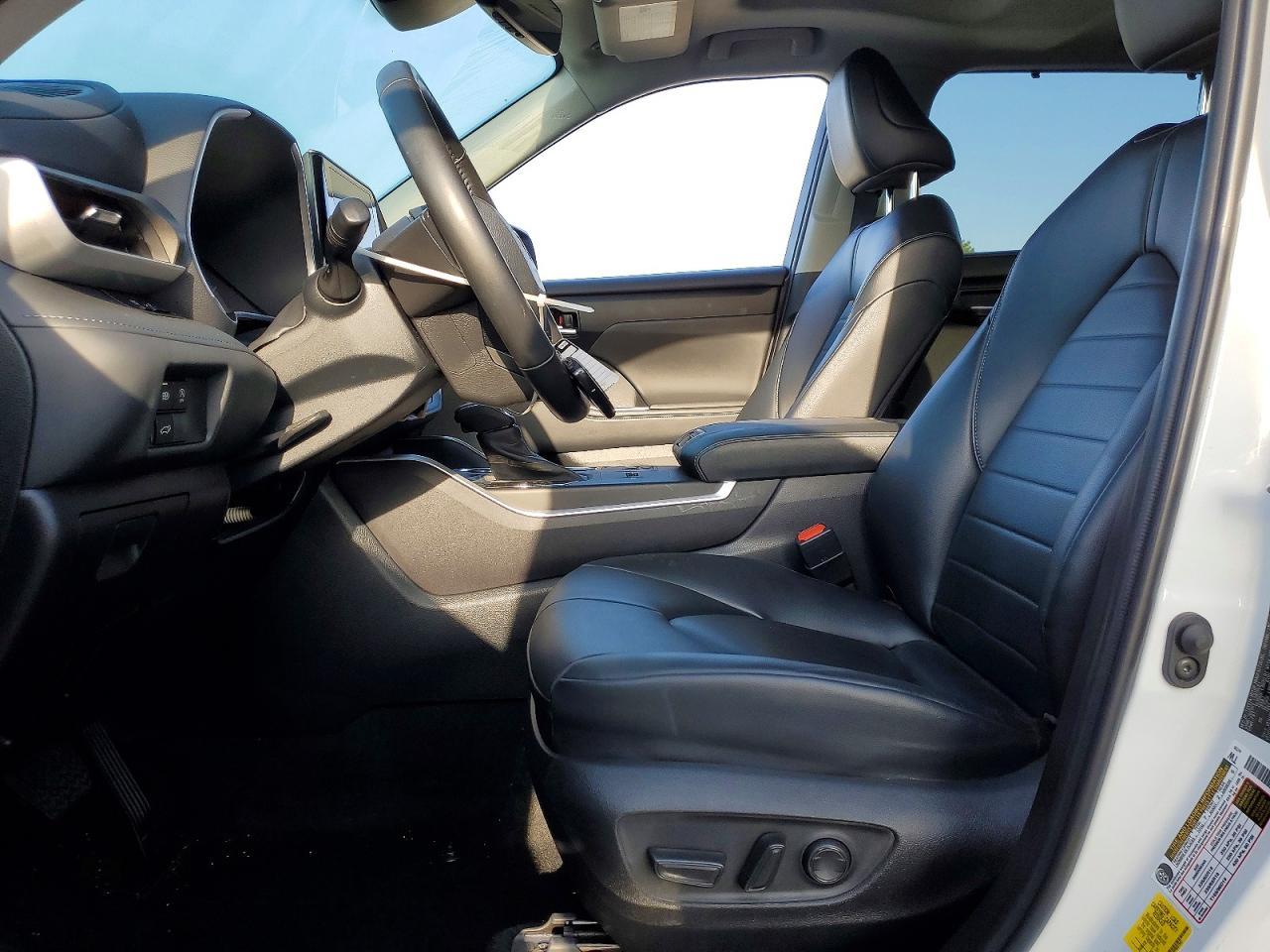 2023 Toyota Highlander Xle - zdjęcie 7