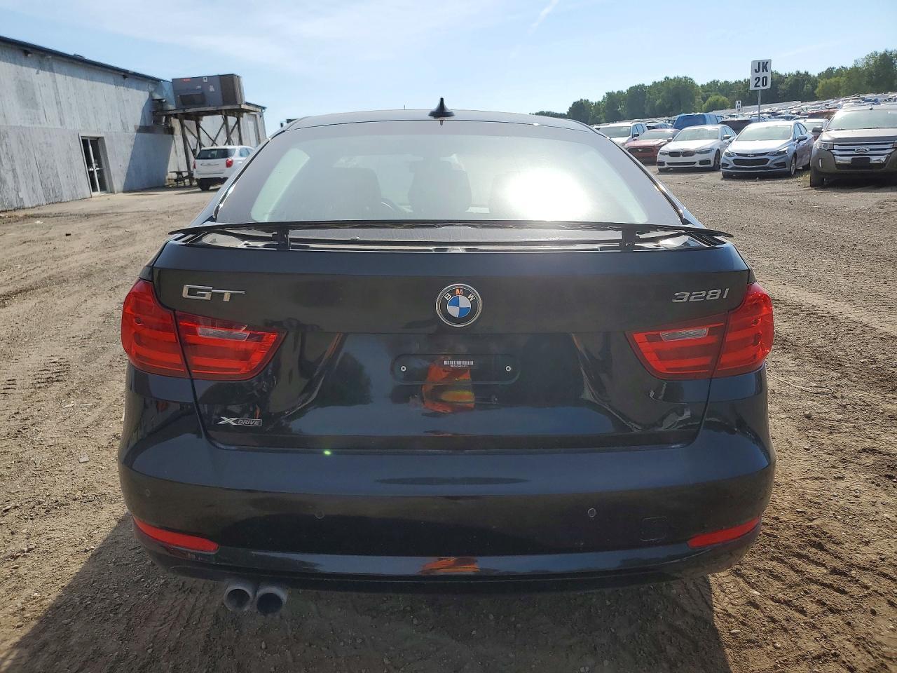 2015 BMW Seria 3 328i - zdjęcie 6