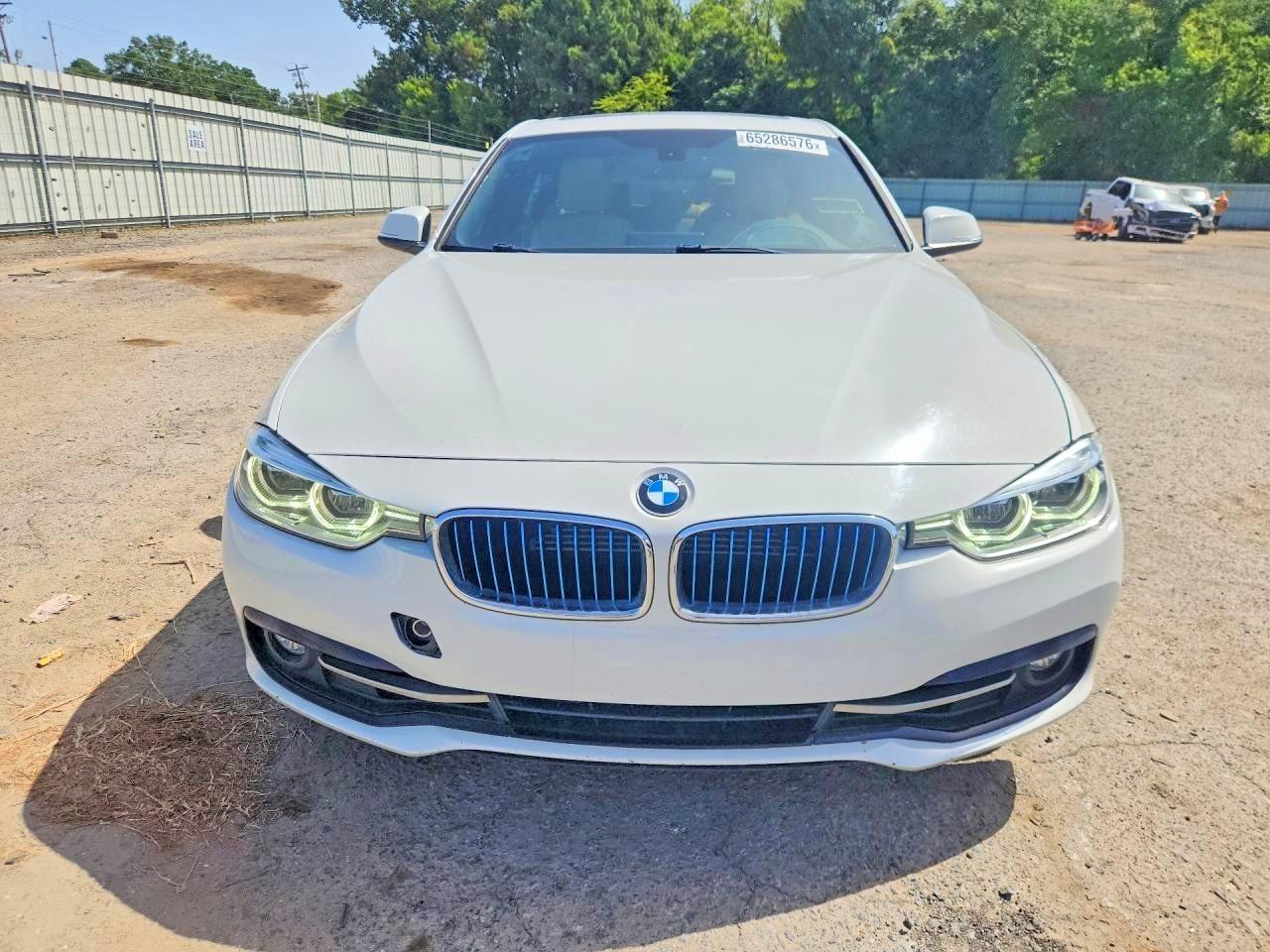 2018 BMW 330E - zdjęcie 5