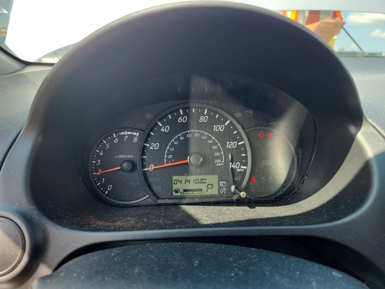 2024 Mitsubishi Mirage Es - zdjęcie 9